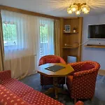 Montahaus Retro Pensjonat 3*