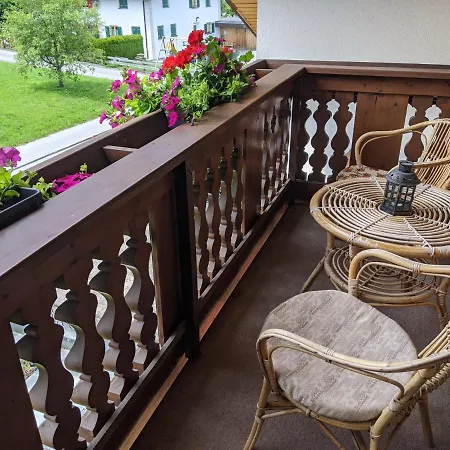 Montahaus Retro Guest house 4*