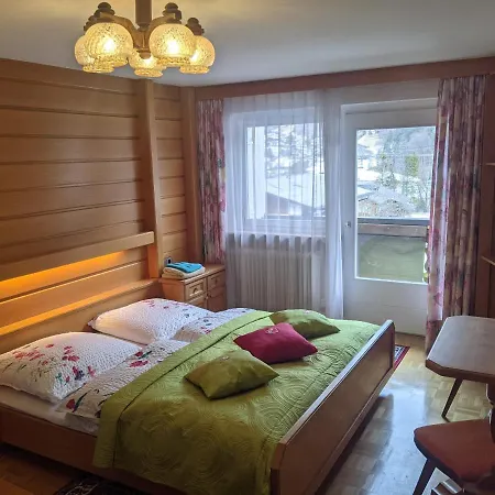 Guest house Montahaus Retro 4*