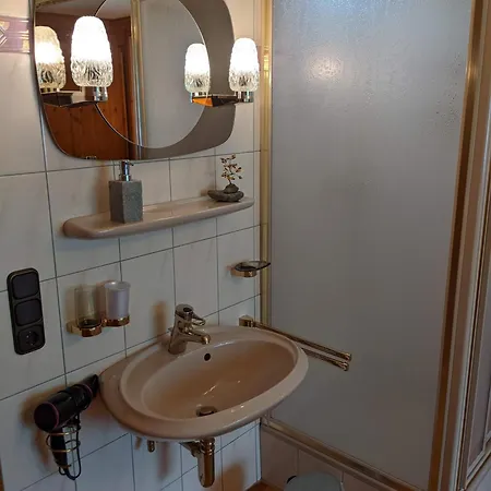 Montahaus Retro 게스트하우스 판단츠