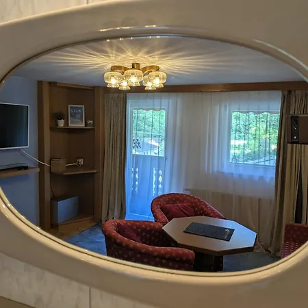 Montahaus Retro Guest house