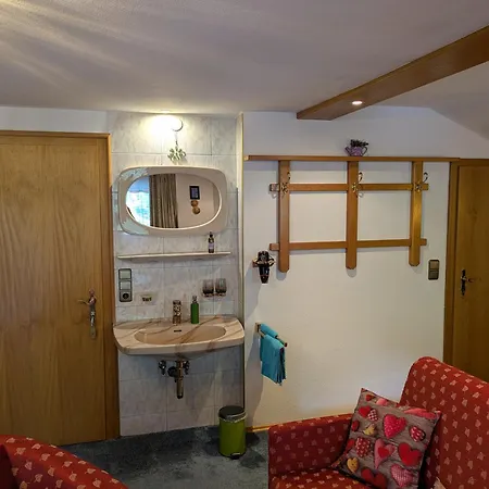 Montahaus Retro